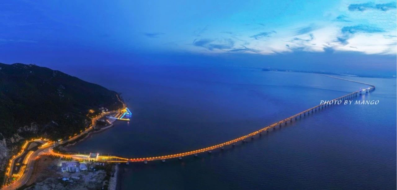 Nan'ao Bridge stretching across the sea toward Nan'ao Island near Shantou.